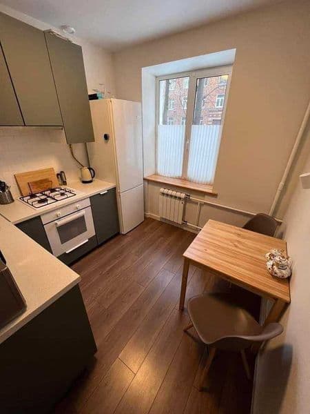 2 комнатную квартиру на 1 этаже,<br />
В квартире есть все н — фото 4