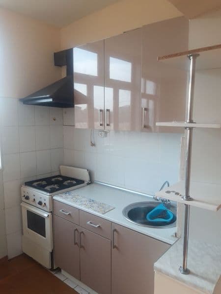 Tansiqboyev 3 da 2 xonali uy oilaga faqat tel 97 4303113