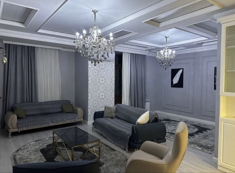 • Район:Яккасарайский<br />
• Ориентир: ЖК Парисьен <br />
<