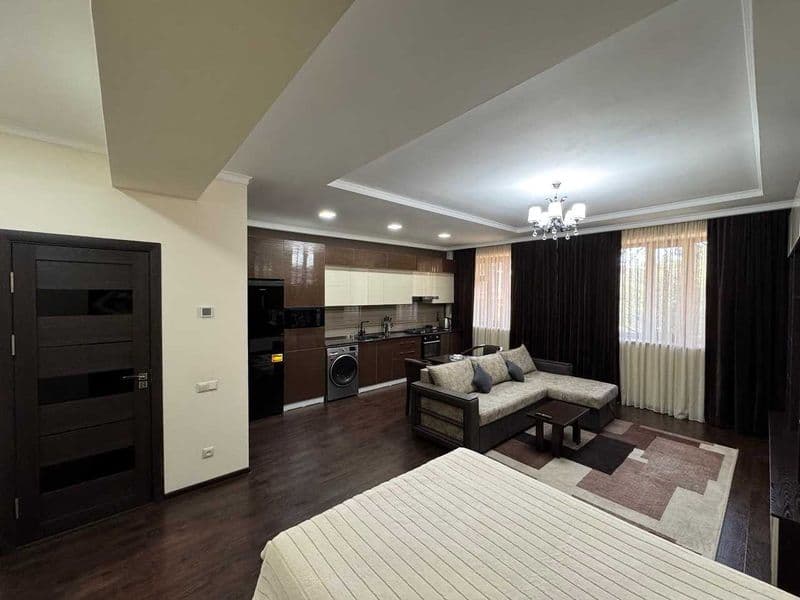 1-комнатная квартира-студия<br />
Сдается в аренду 1-комнатн