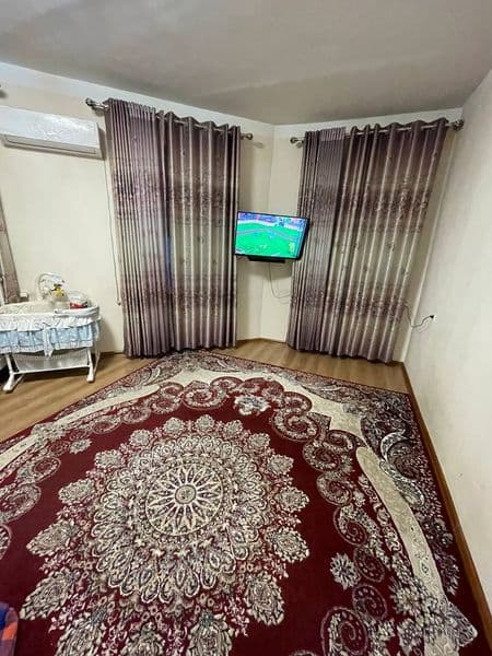 Arenda Sergili 6a Metro 2 chi bekatga yaqin<br />
1 xona Faq