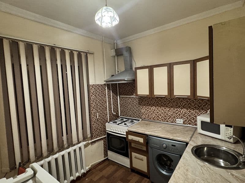 Сдаётся 1 переделанная в 2х комнатную квартира . В центре го — фото 5