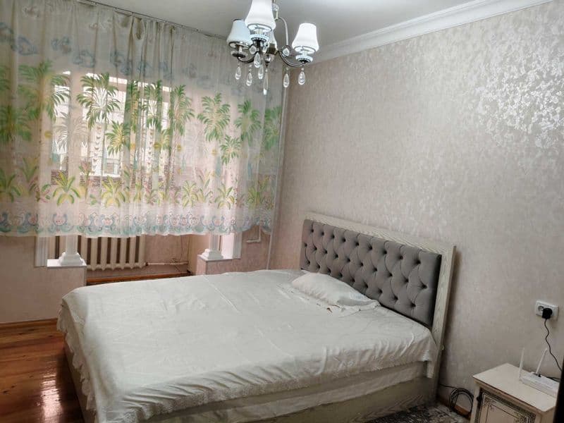 Сдаётся КЛАССНАЯ квартира<br />
<br />
• Район: Шайхантахурс