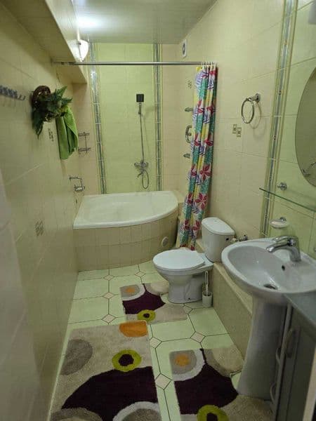 Сдаётся однокомнатная квартира спецплан, 69м2. Возле метро К — фото 3