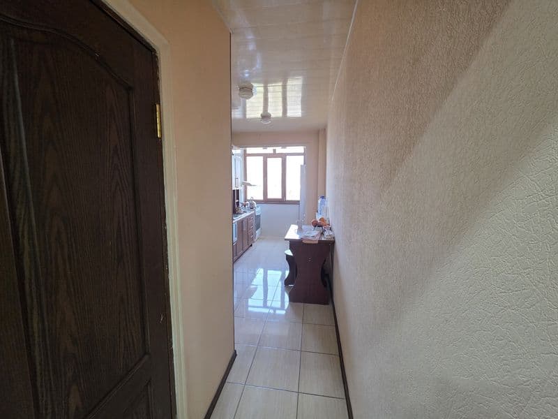 Сдаю 2 комн квартиру <br />
С остановкой <br />
Метро айбек  — фото 3