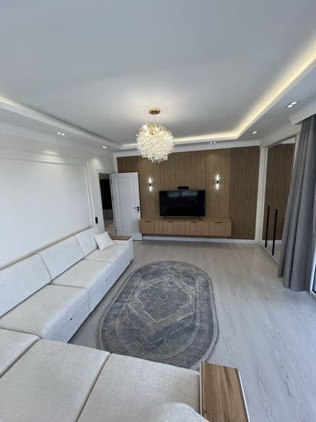 Зарафшан сити новая квартира , новая мебель , новый ремонт ,
