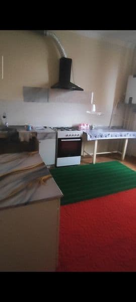 Куйлик 1 массив мебелний олдида янги курилган дом<br />
Мато