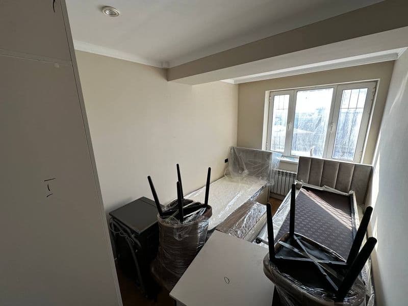 Космонавты <br />
Бананчик <br />
10/12<br />
58м2<br />
2в  — фото 3