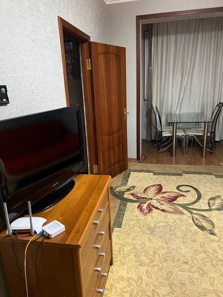 Квартира после ремонта, полностью обставлена.Семейные с закс