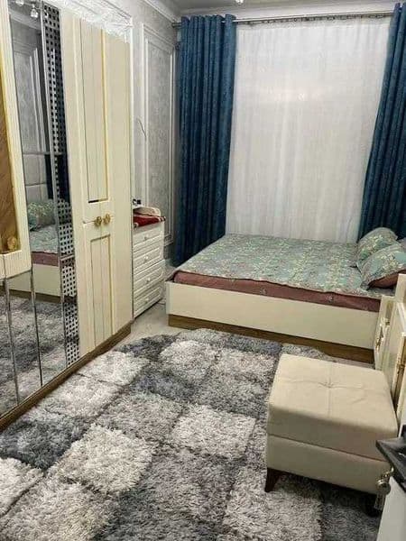 Район: Яккасарайский<br />
Адрес: Бобур <br />
Ориентир: Пар