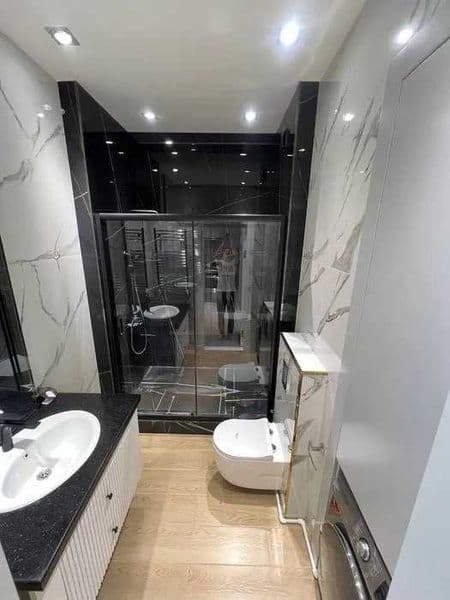 Район: Мирабадский<br />
Адрес: Айбек<br />
<br />
• Комнат: — фото 4