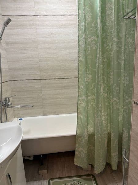 Сдается в аренду на Ц-6  2/5/9, 75 кв.м,   с мебелью и техни — фото 3