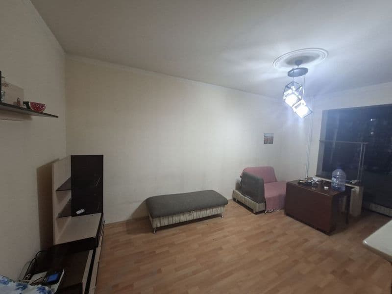 Срочно сдается 2 комнатная квартира яшнабадском районе Авиас