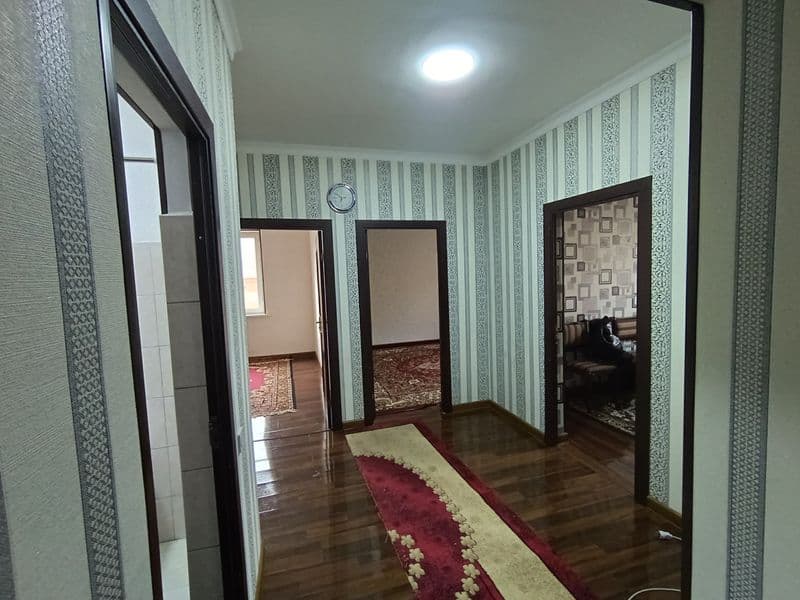 Uzbum obod makondan 3 xonali kv arendaga beriladi faqat oila