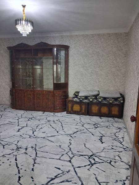 2 xonali kvartira, 4 qavatli uyning 4 chi qavatida. Remont q