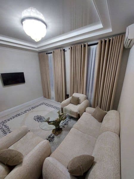 ул Шота Руставели Аренда <br />
Ориентир Памятник <br />
Якк — фото 2