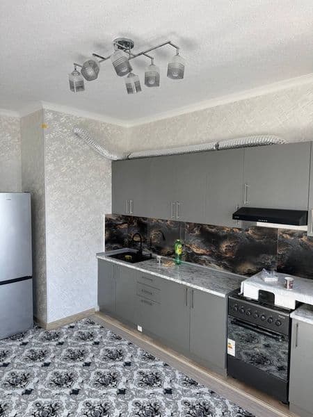 O’rikzor yonidagi novostroykada 2 xonali yangi remontdan chi