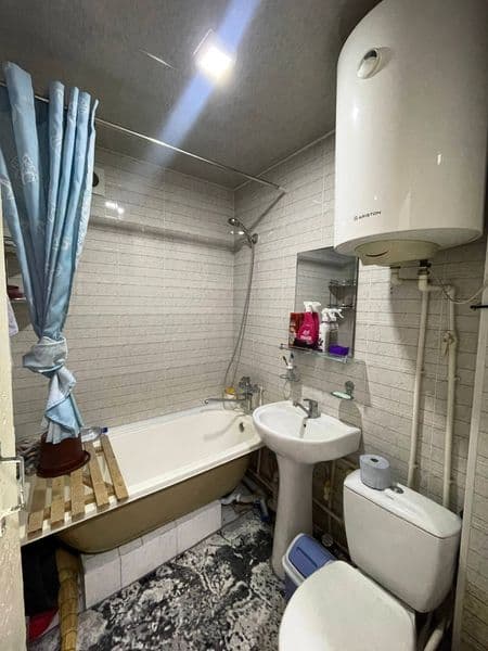 Шайхантахурский район, рядом с метро Дружба.<br />
2-комнатн — фото 4