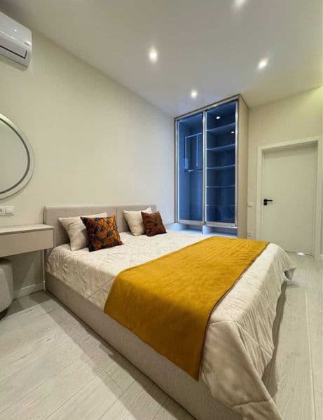 Arendaga beriladi yaxshi odamlaga <br />
<br />
Srochna 7727