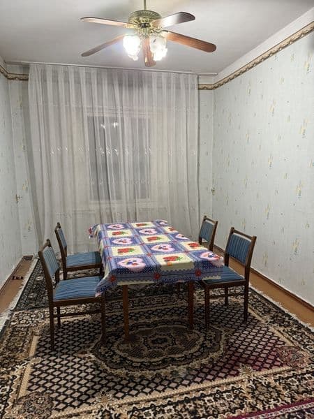 Chilonzor 11 kvartalda 2 xona uy oilaga uzoq muddatga ijarag