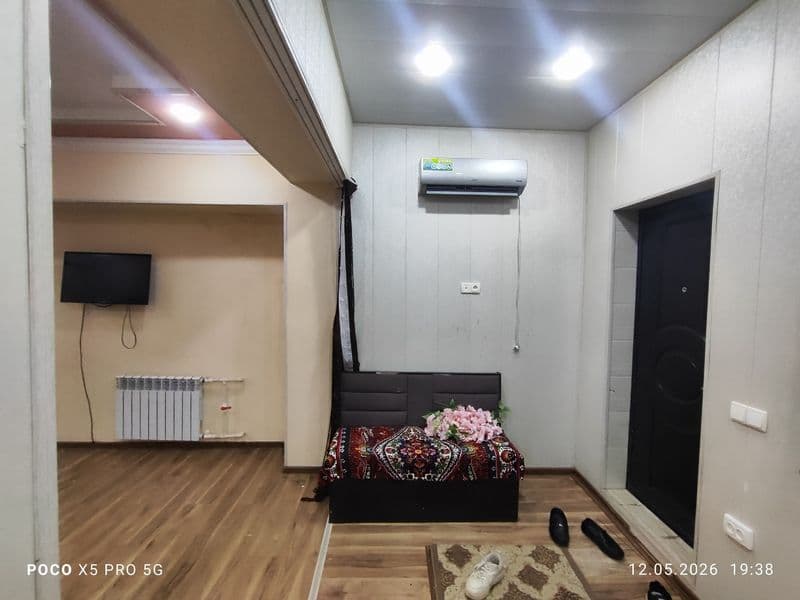 Chilonzor sport tovarga yaqin joyda 2 xona uy oilaga yoki 5-