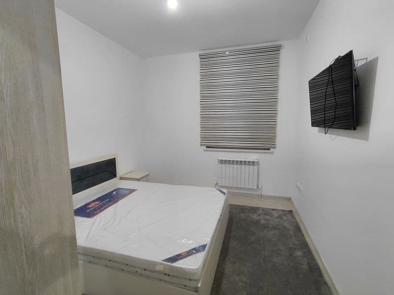 Сдаётся 1 комнатная Квартиры <br />
-Улица-Махтумкули <br />