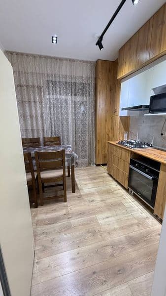 Срочно сдаётся двухкомнатная квартира с евроремонтом и с меб — фото 2