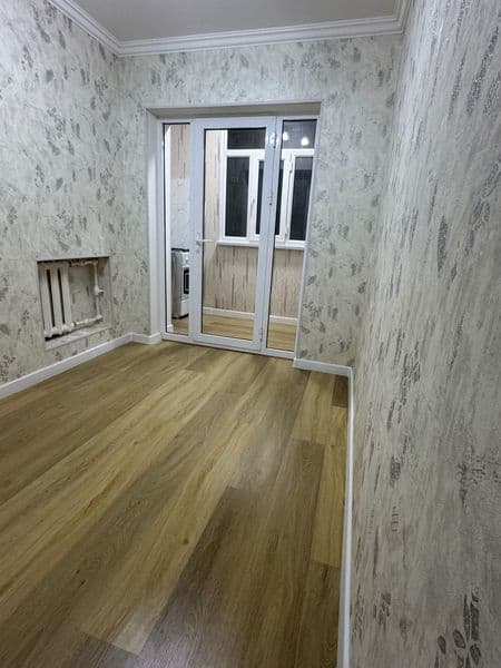 Трёхкомнатная квартира. Локация очень удобная . Рядом со шко