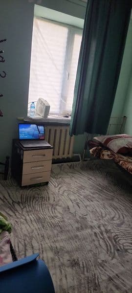 Mirobod tumani Furqat park yonida talaba bollarga 5 ta bola 