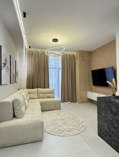 Сдаётся стильная 3-х комнатная квартира в ЖК Solaris Яккасар