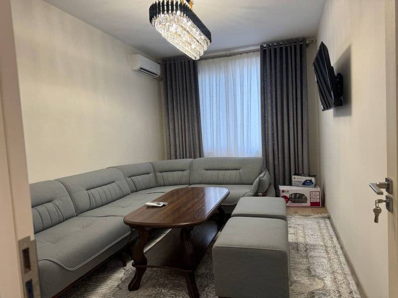 Сдается квартира на Алмазарском районе 2/4/13 54м2<br />
Кол