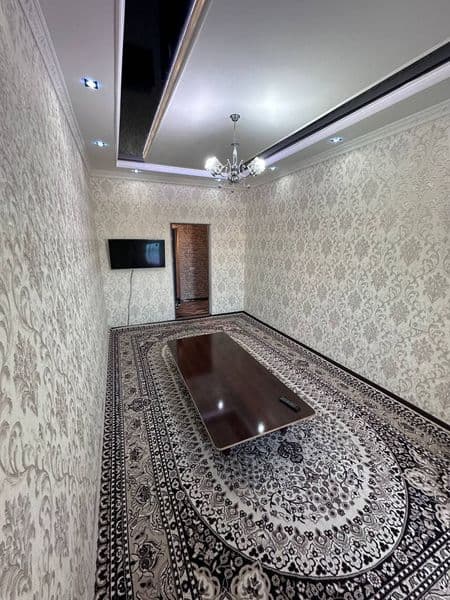 Sergeli Green House <br />
3- metro yaqin<br />
2/6/10<br />