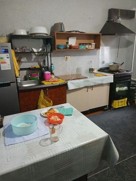 Vodnik bozorchasiga yaqin joyda 1 xona opshishita uy oilaga  — фото 4