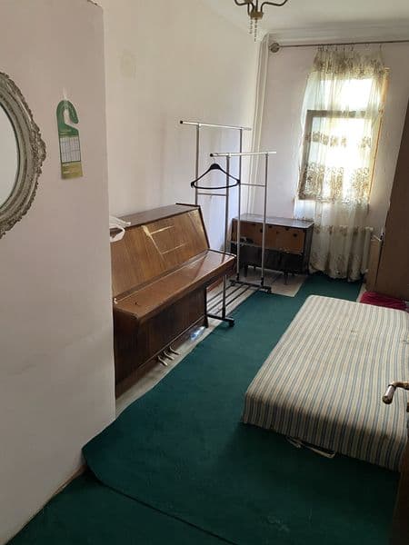 1 kishi kerak bitta xona polni beriladi<br />
Xamma sharoit 