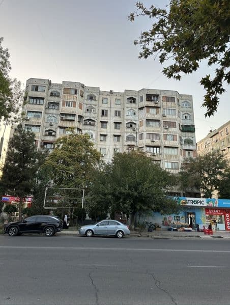 3 ta o'qidigan qiz ijaraga qo'yiladi 3 xonali uy uyda hamma 