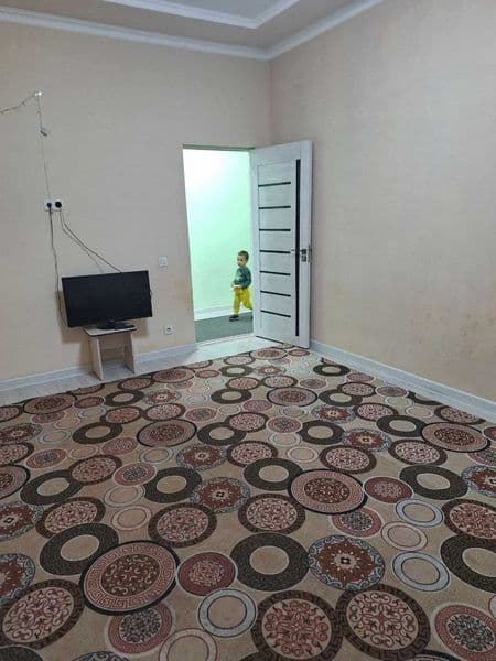 Сергелий строительда метро олдида янги курулган новостройка 