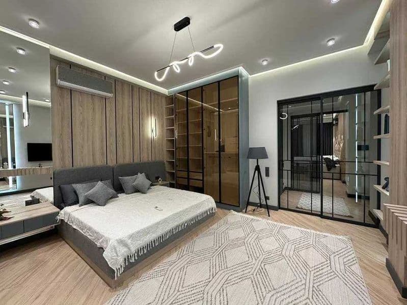 НОВОСТРОЙКА<br />
ЖК Oq Saroy<br />
на Паркентской<br />
(Ми