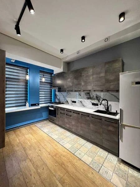 Сдаётся шикарная 2-комнатная квартира в Новостройка<br />
<b — фото 5