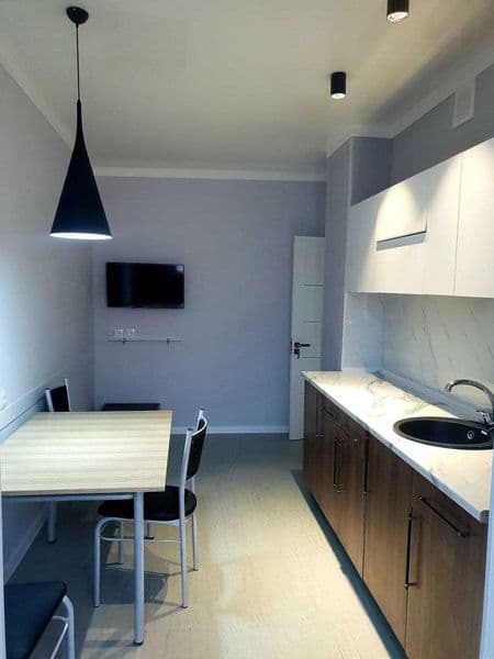 Сдаётся  Квартира Hi-Tec<br />
Ориентир - Нукусская<br />
Го