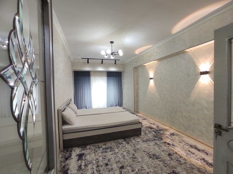 Дом Гарелейка, не новостройка! <br />
<br />
Сдам трёхкомнат