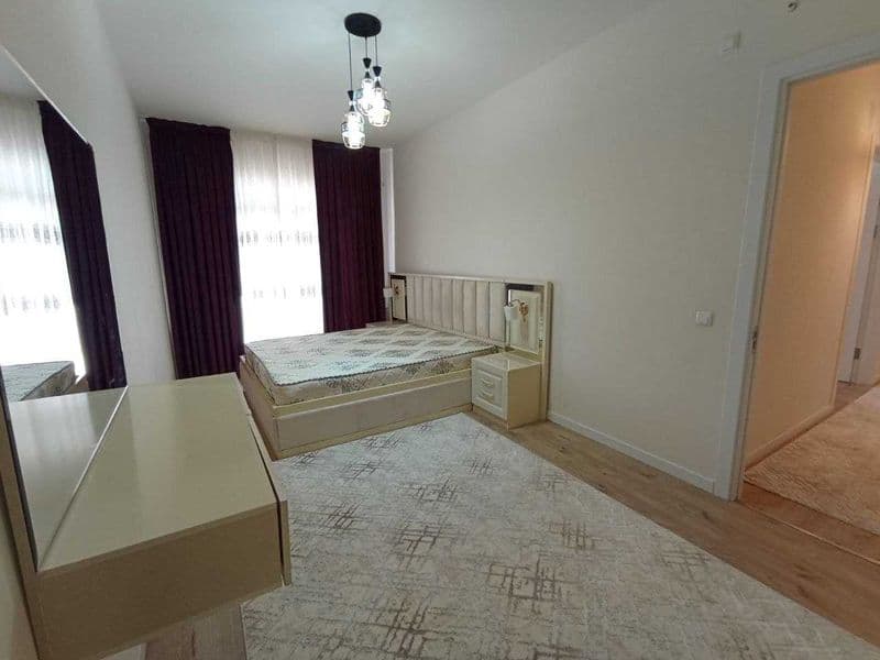 Сдается квартира для семейных<br />
<br />
• Район: Алмазар<