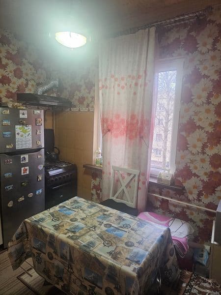 Сдам   квартиру  однокомнатную на Чиланзаре 24 ориентир кафе