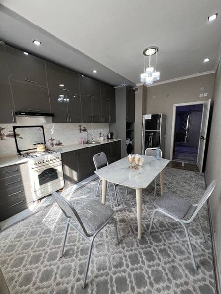 • Район: Яшнабадский <br />
• Ориентир: Паркентский, новостр