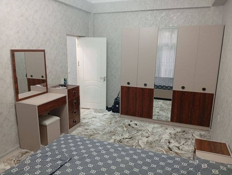 Сдается 2 комнатная квартира на летиратурнам квартира новая