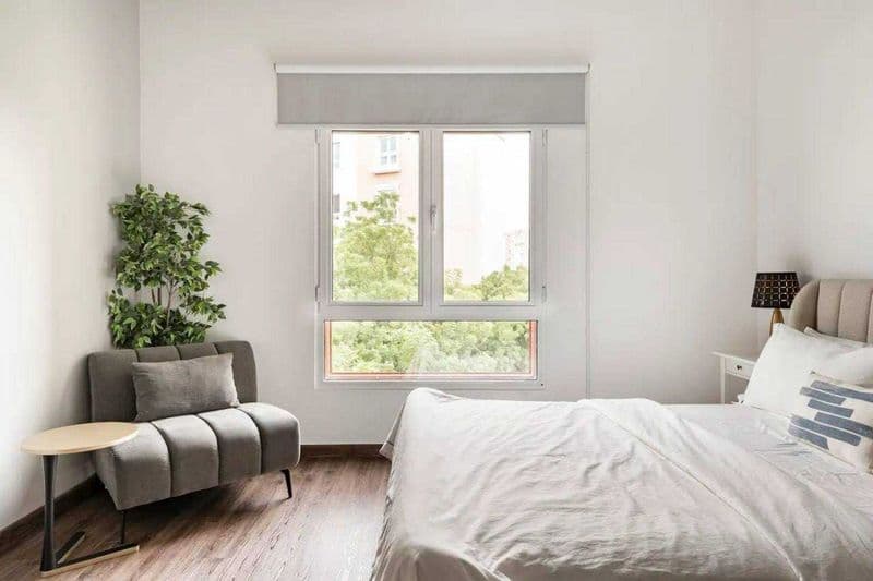 1 комнатную квартиру на 4 этаже,<br />
В квартире есть все н