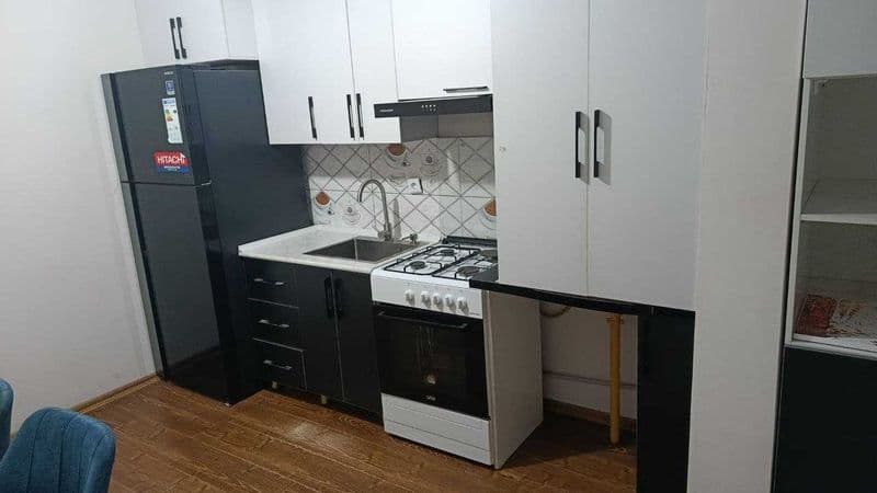 Сдаётся уютная и светлая квартира с современным ремонтом — и