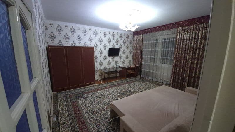 Квартира  ижарага берилади 2 хоналик 68 мк  тоза шинам озода