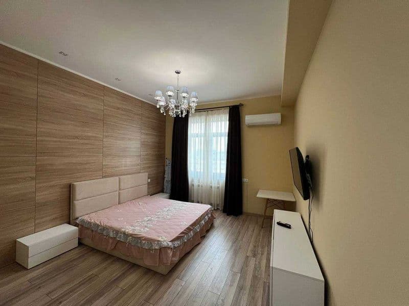 3 комнаты студия 140м2<br />
Авторский ремонт, есть все абсо — фото 3