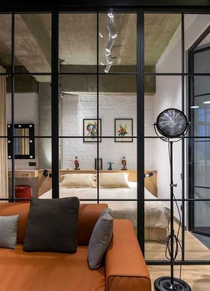 Район: Мирзо-Улугбекский<br />
Адрес: Максим Горький<br />
О