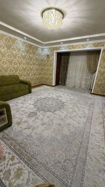 Сдаётся 3 комнатная квартира в центре города Яккасарайский р